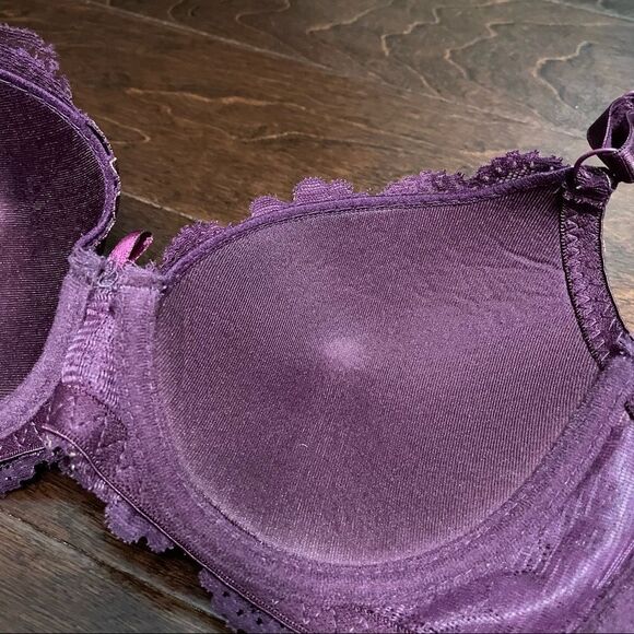 NWT Mamia Wine Colored Lace Padded Bra With Cream Stitching Detail Size 34B - Picture 11 of 11